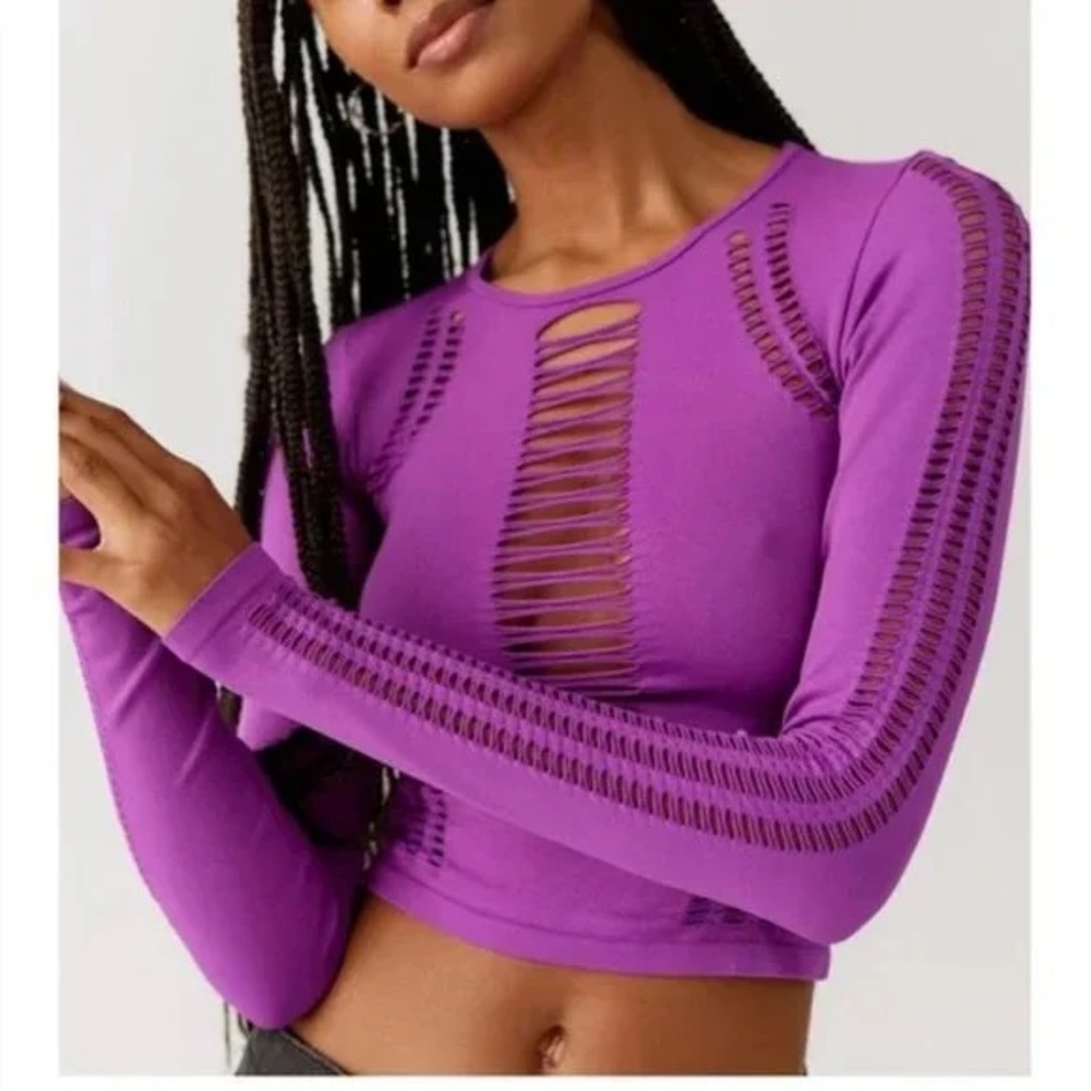 Out From Under Urban Outfitters Saskia Seamless Slashed Cut Out Crop Top S